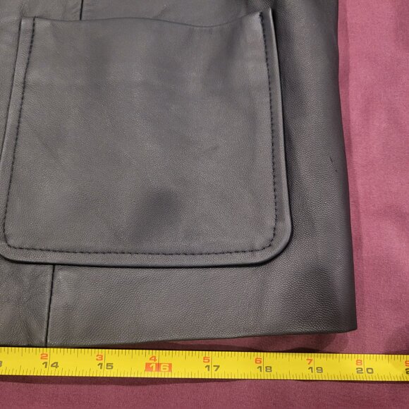 Designer Cropped Black Leather Women's Jacket NWT Medium - Picture 12 of 16
